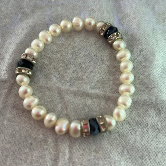 Pearl Beads Blue Crystal Stretch Bracelet - Brand New - Picture 9 of 10